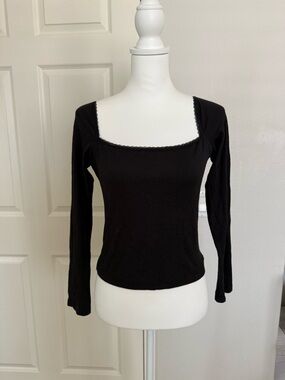 Brandy Melville Black Square-Neck Lace-Trim Long Sleeve Top